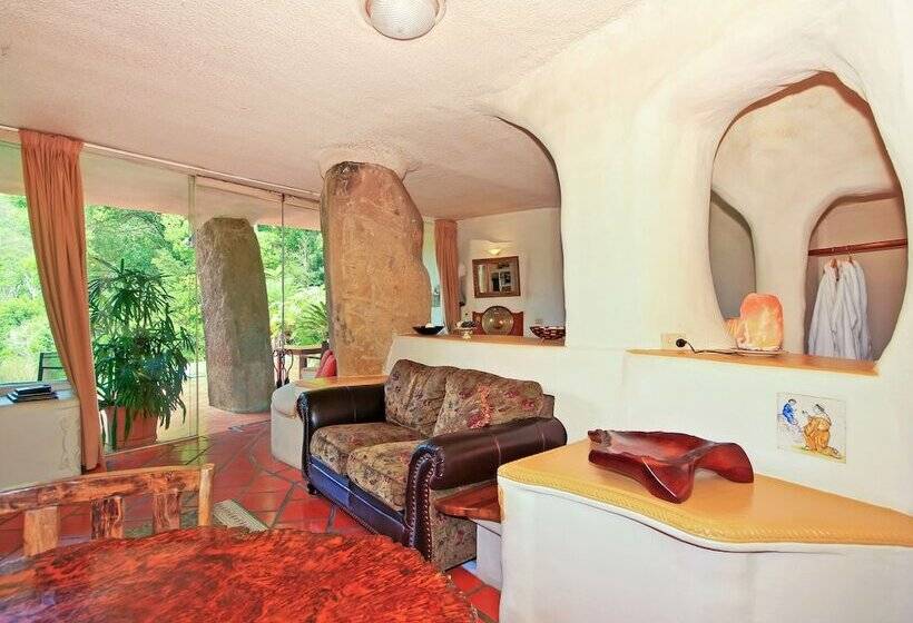 בית מלון כפרי Wollumbin Palms Rainforest Retreat