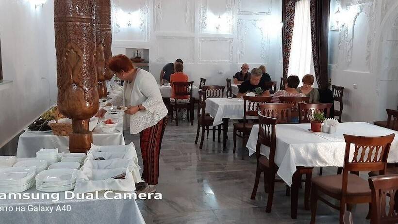 ホテル New Star Khiva