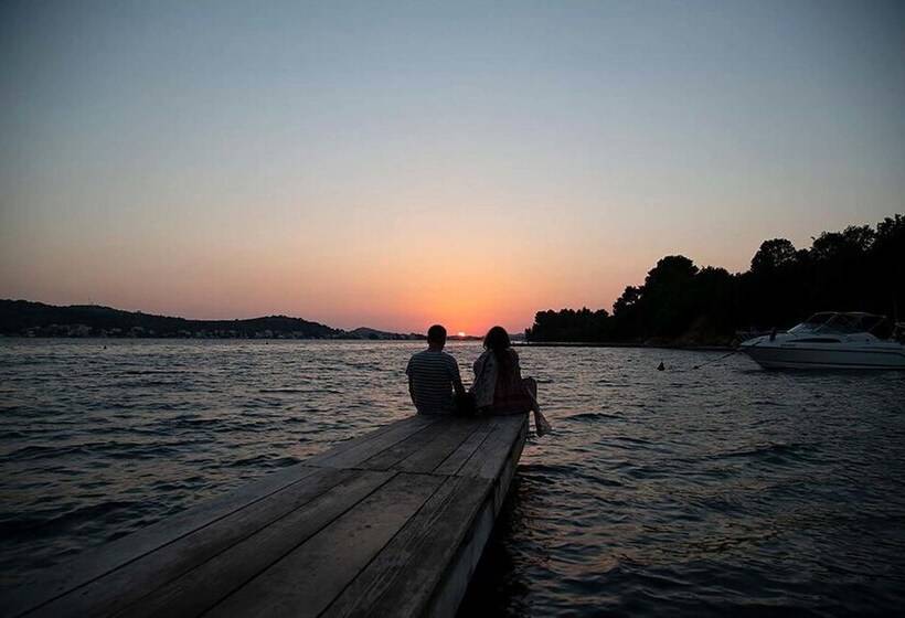 فندق Olivia Green Camping