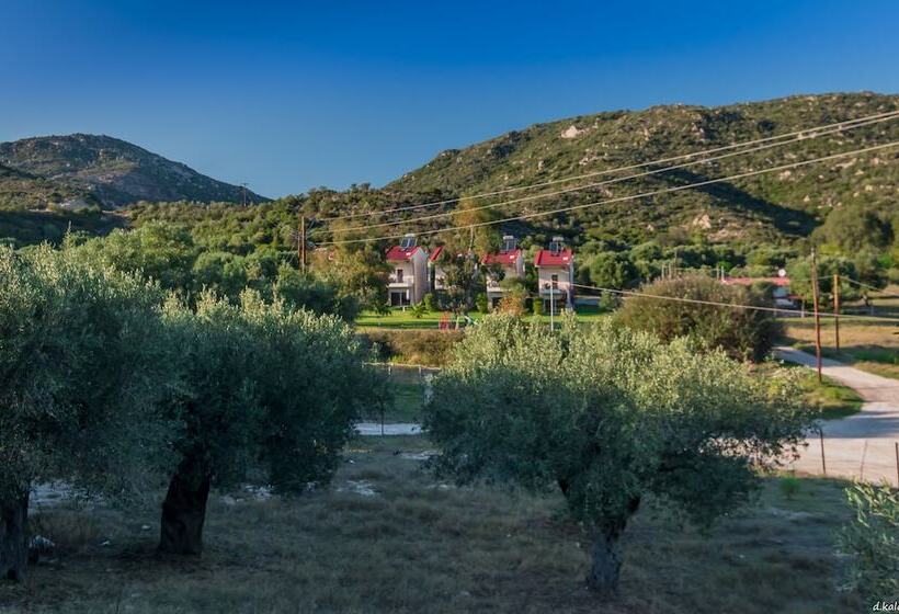 ホテル Parea Kalamitsi