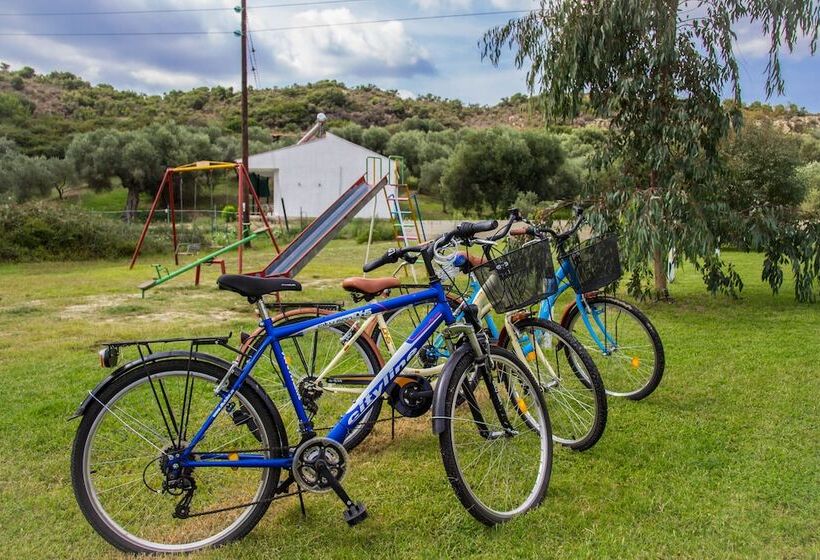 ホテル Parea Kalamitsi