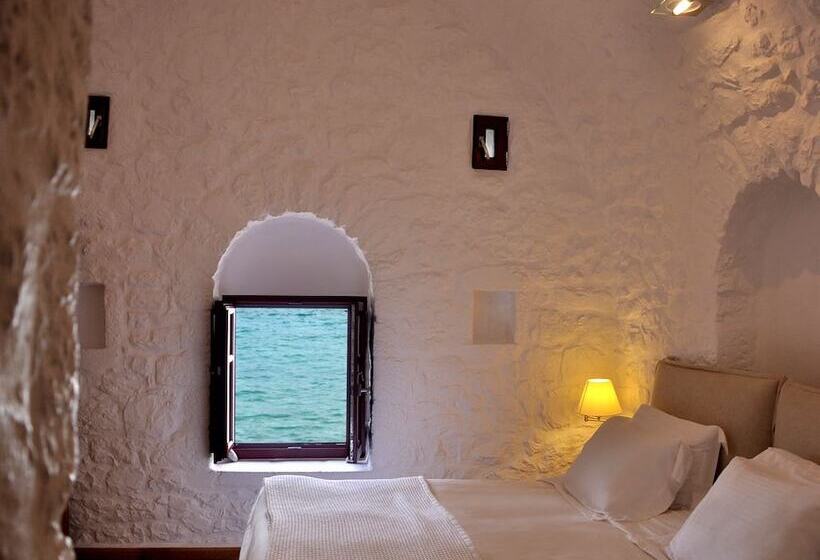 בית מלון כפרי Pirgos Mavromichali