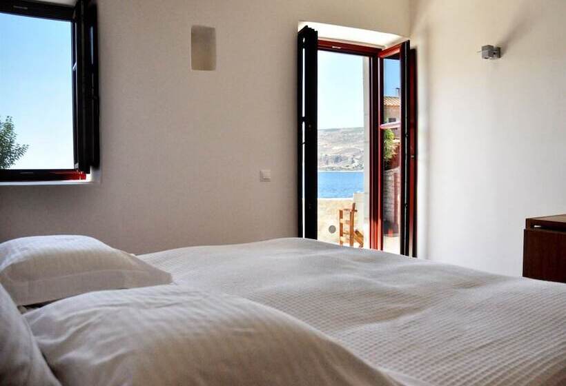 בית מלון כפרי Pirgos Mavromichali