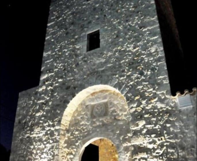 בית מלון כפרי Pirgos Mavromichali