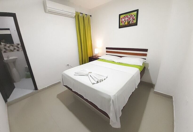 Отель Playa Verde Cienaga