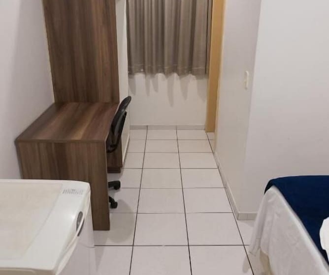 Отель Portal Parque