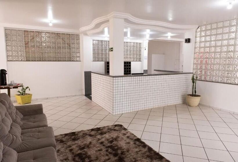 Отель Portal Parque