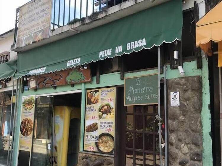 호텔 Pousada E Hostel La Pionera
