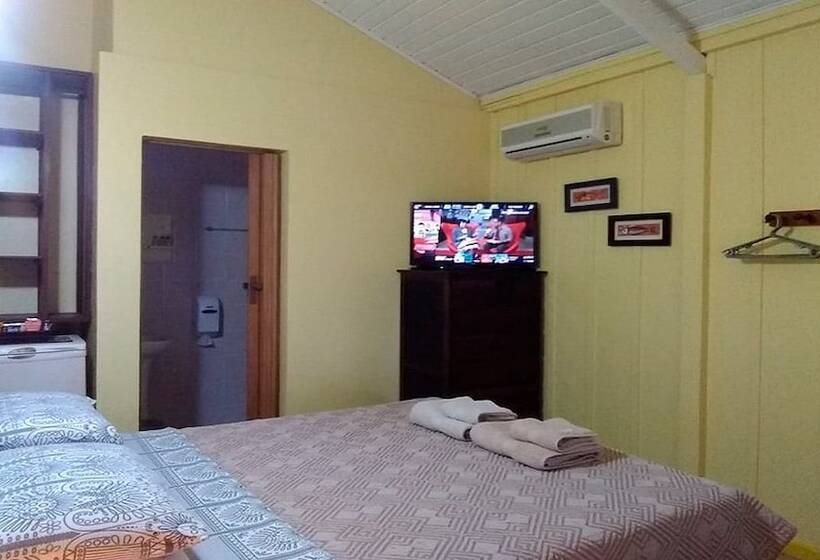 ホテル Pousada Enseada Das Conchas