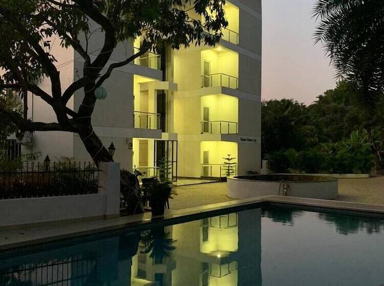 בית מלון כפרי Regulus Resort