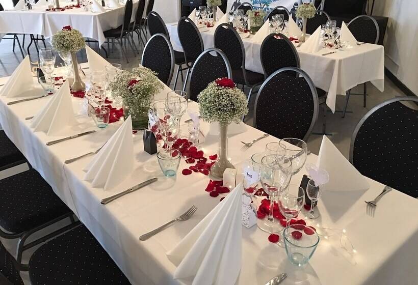 ホテル Strandby Bade