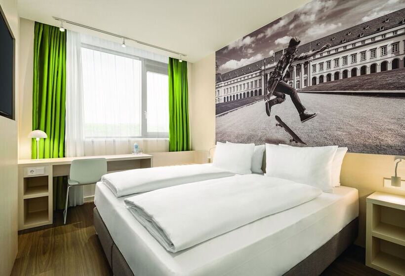 هتل Super 8 By Wyndham Koblenz