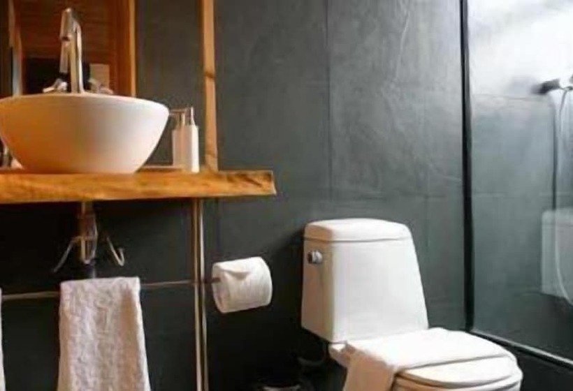 ホテル Surf Lodge Punta De Lobos