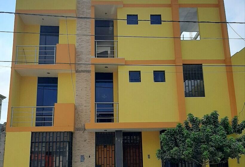 בית מלון כפרי The Airport House