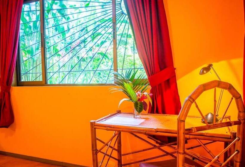 בית מלון כפרי The Goddess Garden