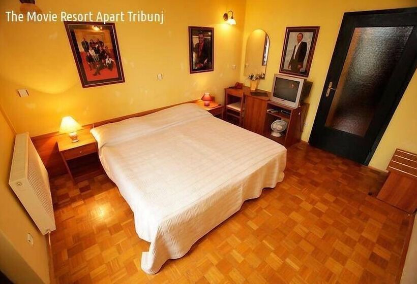 בית מלון כפרי The Movie Resort Apart