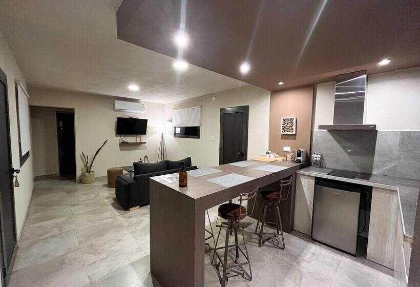 ホテル Tres Cruces Lodge