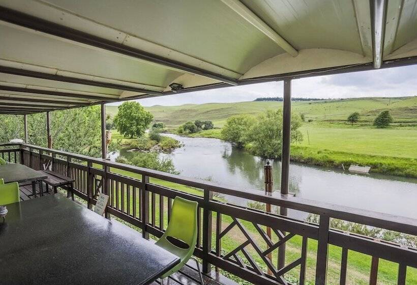 Отель Umzimkulu River Lodge