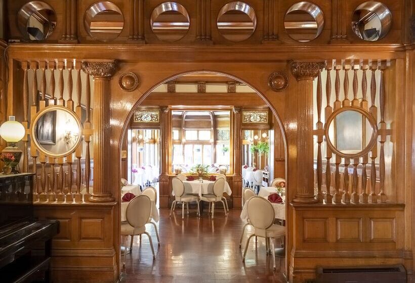 Отель Vinifera Inn A Belhurst Property