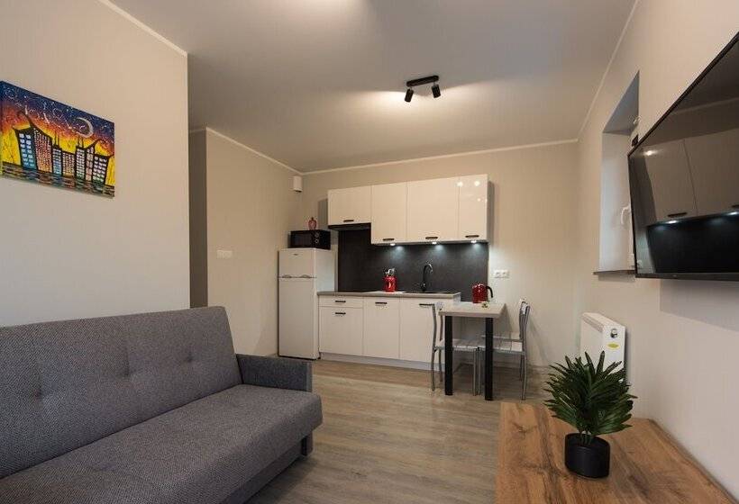 ホテル Wczasowa 8 Apartments