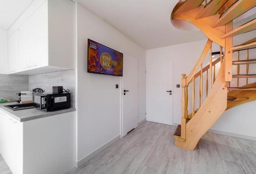 ホテル Wczasowa 8 Apartments