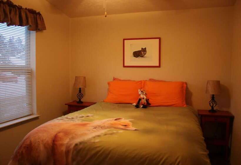 בית מלון כפרי Yellowstone Wildlife Cabins