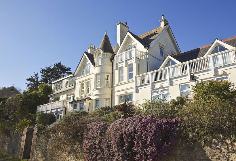 Hydeaway, 7 Grafton Towers