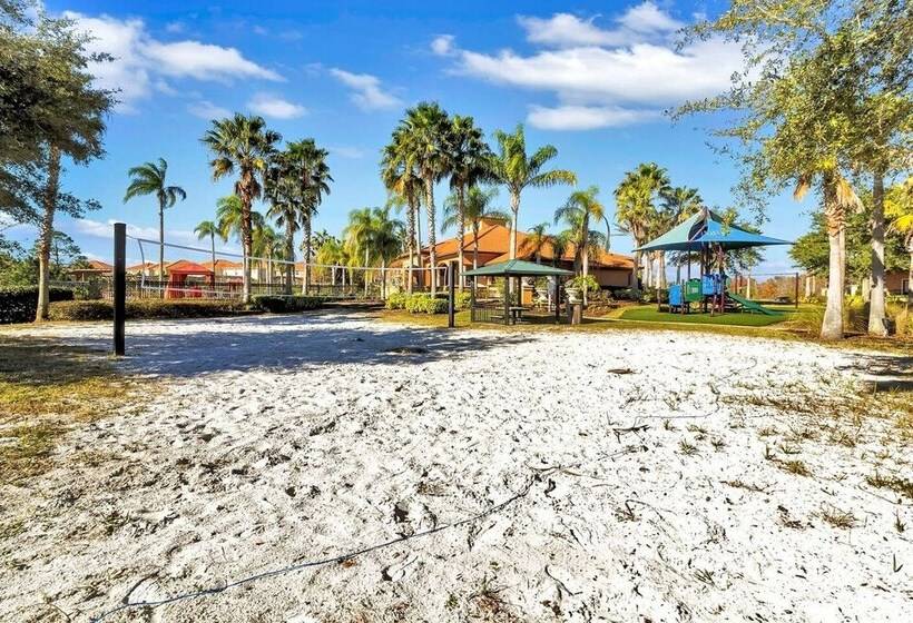 Impressive Waterfront Retreat Near Disney With Cinema Room   5bd/4ba Ph   Rav5341