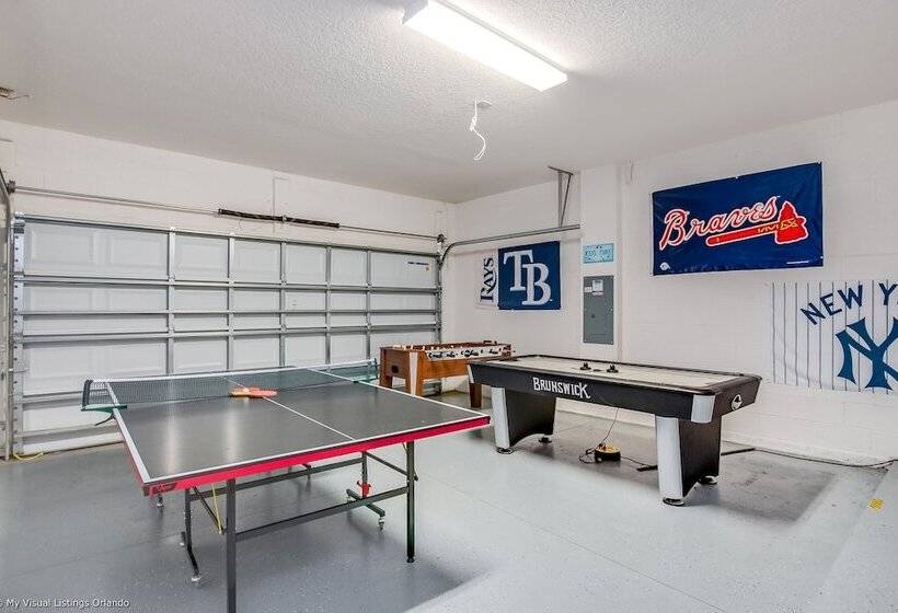 Impressive Waterfront Retreat Near Disney With Cinema Room   5bd/4ba Ph   Rav5341