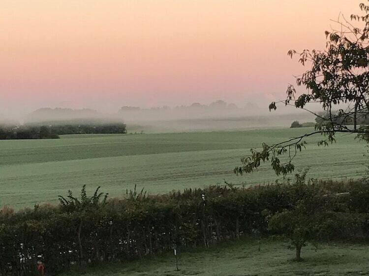 Katrinelund Bed And Breakfast