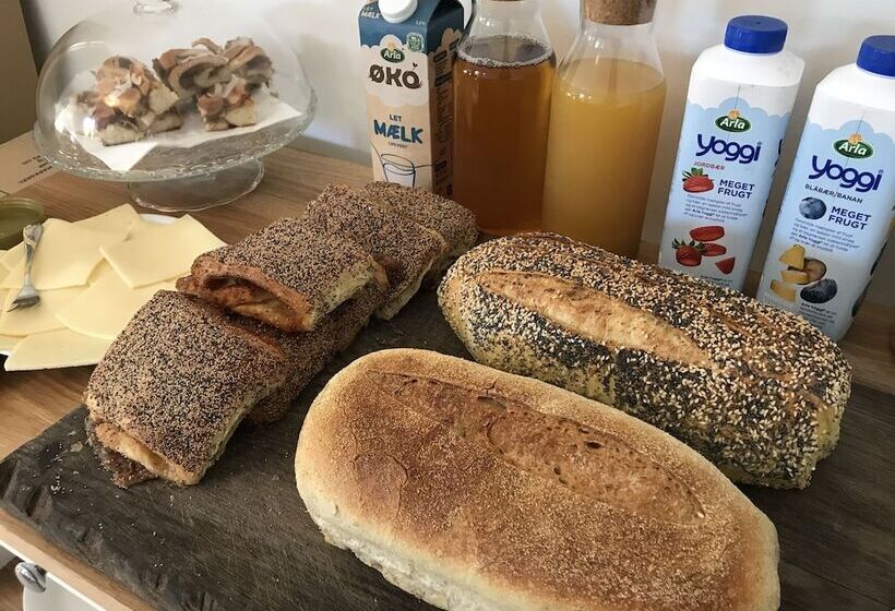 Katrinelund Bed And Breakfast