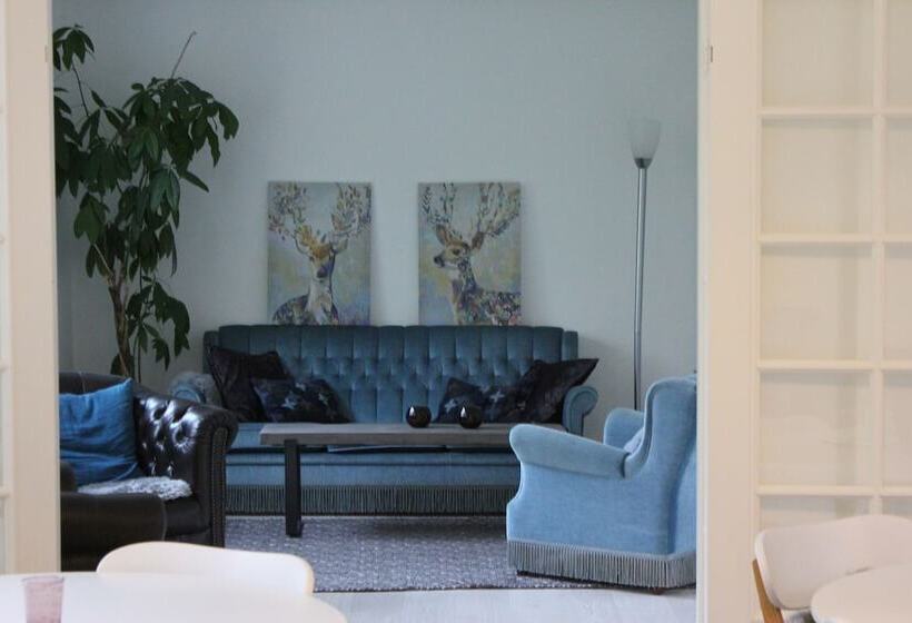 Katrinelund Bed And Breakfast