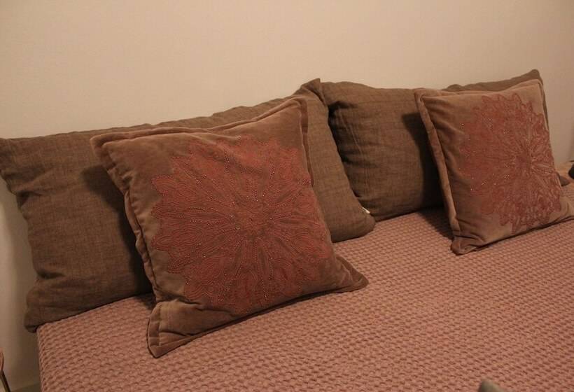 Katrinelund Bed And Breakfast