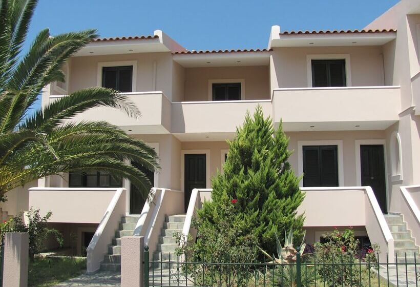 Lakonia Bay   Apartments