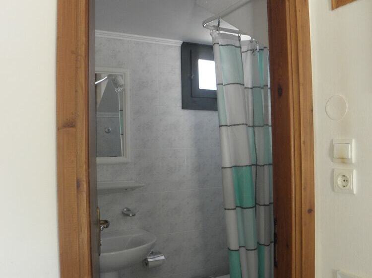 Lakonia Bay   Apartments