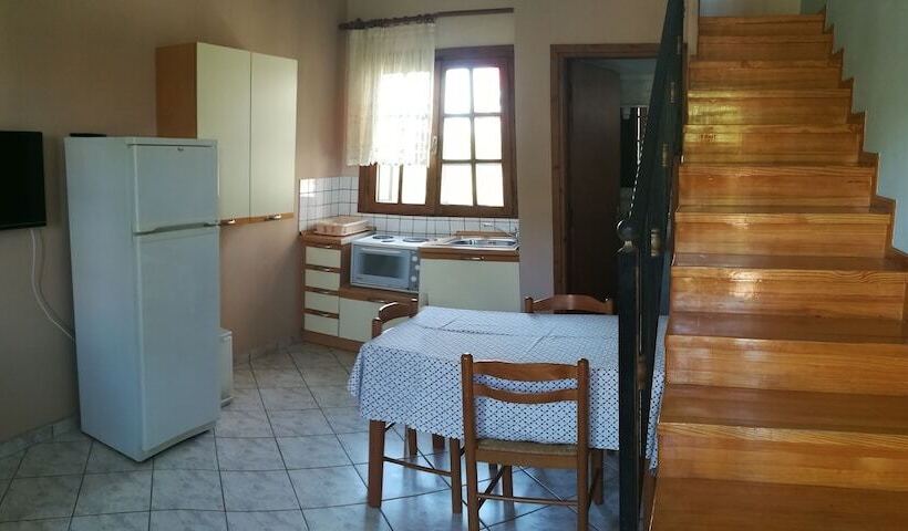 Lakonia Bay   Apartments