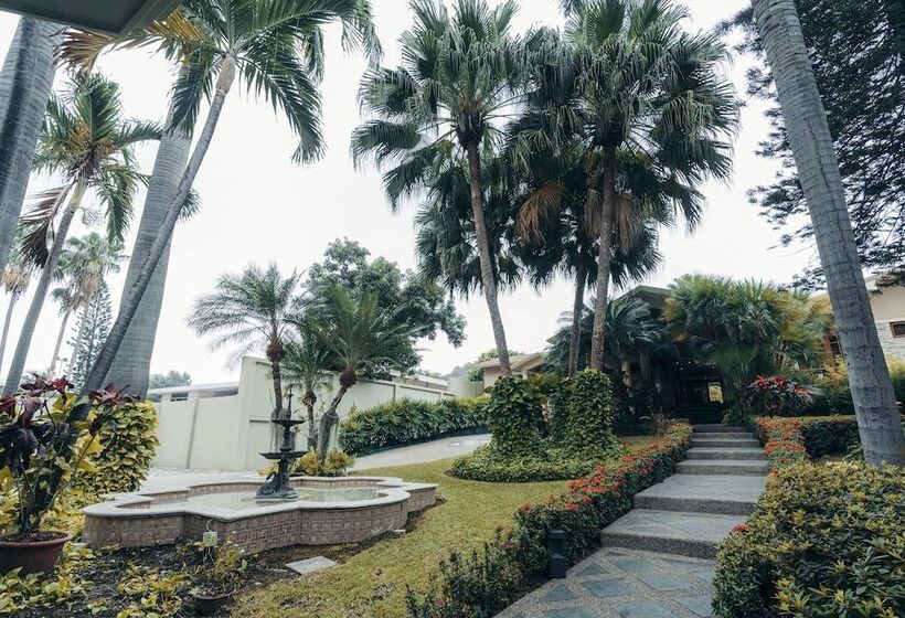 Luxva Hotel Boutique