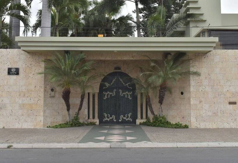 Luxva Hotel Boutique