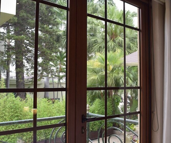 Luxva Hotel Boutique