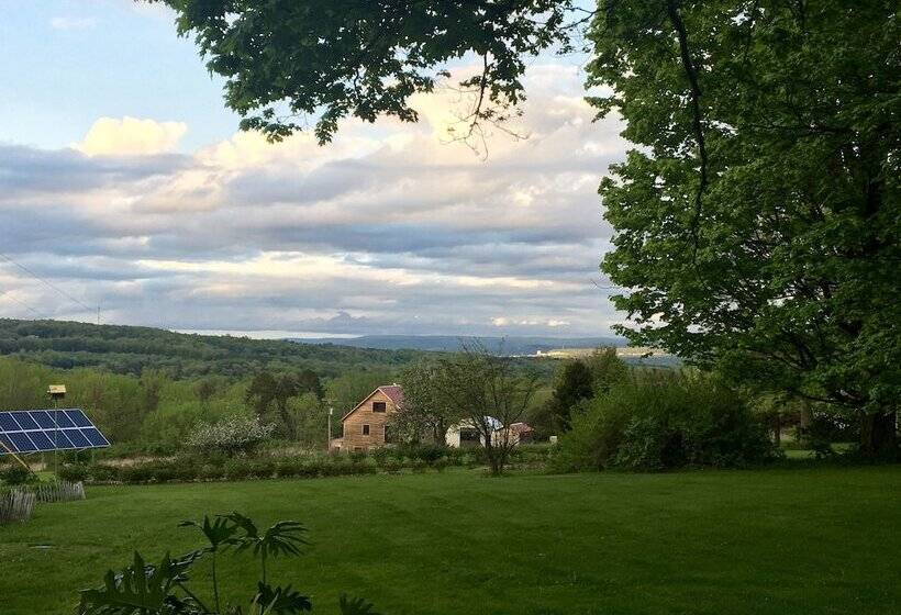 Mallard Cottage   Pet Friendly