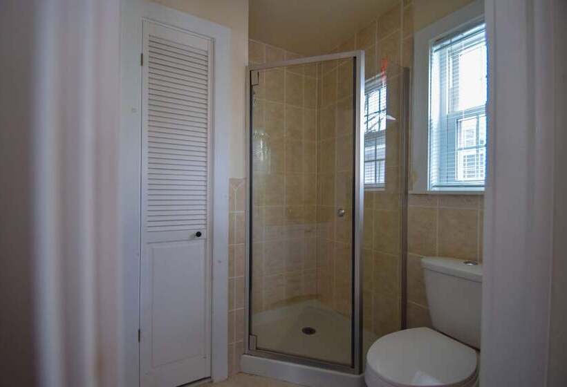 Mallard Cottage   Pet Friendly