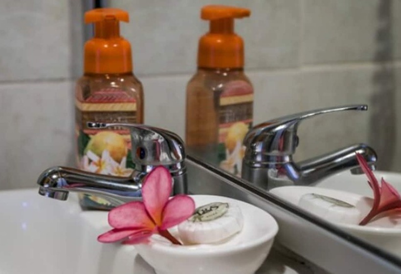 Marae Premium Cabins