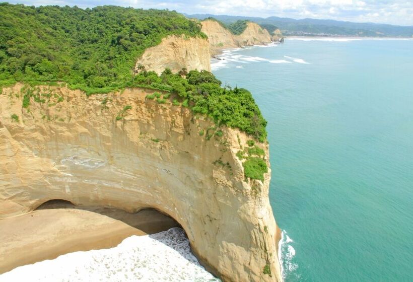 Montecristi Golf Resort & Villas