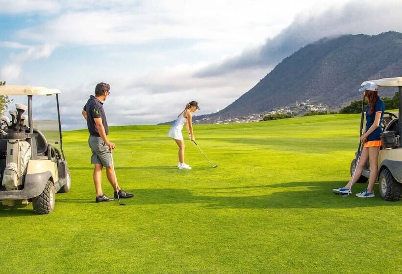 Montecristi Golf Resort & Villas