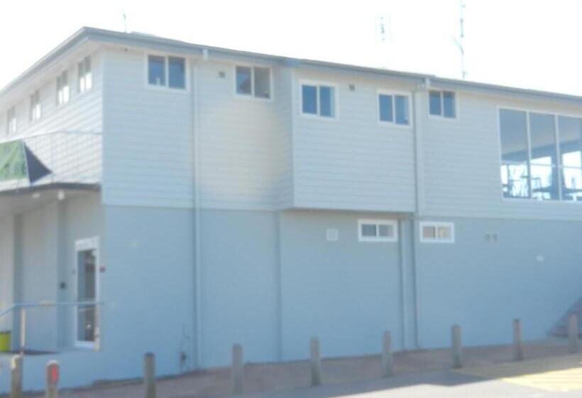 מוטל Oceanside Hawks Nest