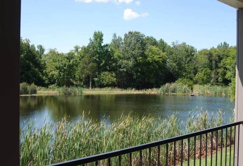 فندق على الطريق The Golf Inn At Qc Resort And Rv