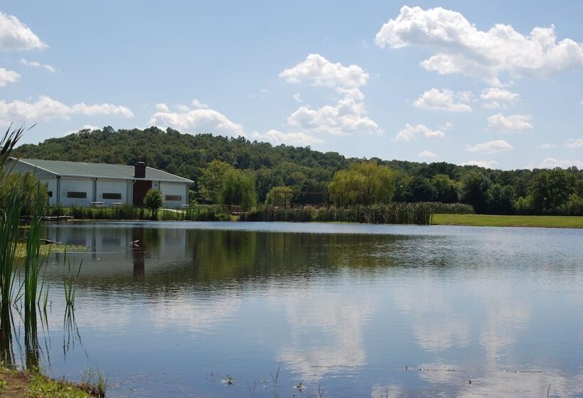 فندق على الطريق The Golf Inn At Qc Resort And Rv