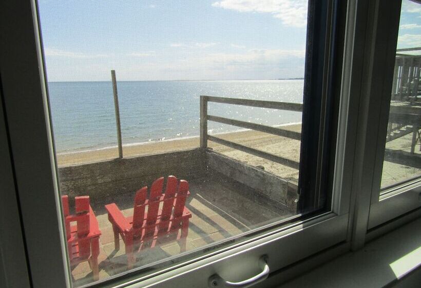 Oceana Cottages