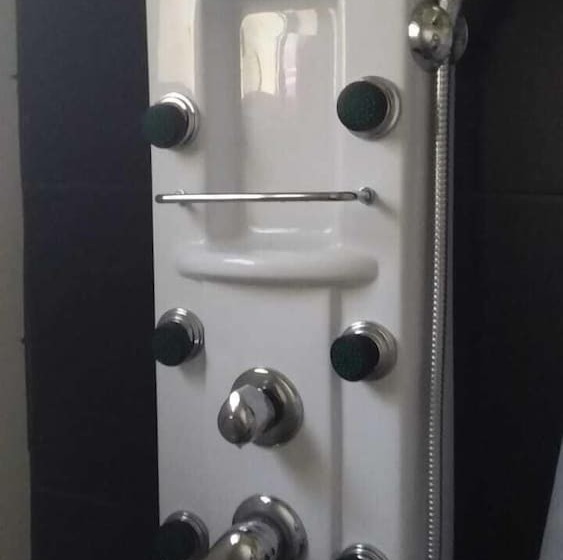 Hostal El Aromo Pensión A Empresas