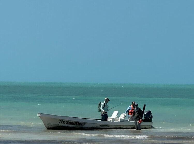 پانسیون Casa Luz Beach Front Holbox